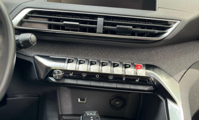 Peugeot 3008 Griffe Pack 1.6 Turbo 16V 5p Aut. 2020 Gasolina-12