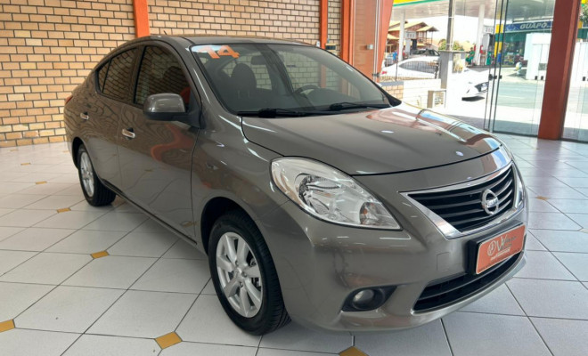 Nissan VERSA SL 1.6 16V Flex Fuel 4p Mec. 2014 Flex-1
