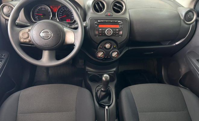 Nissan VERSA SL 1.6 16V Flex Fuel 4p Mec. 2014 Flex-5