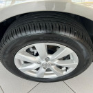 Nissan VERSA SL 1.6 16V Flex Fuel 4p Mec. 2014 Flex-11