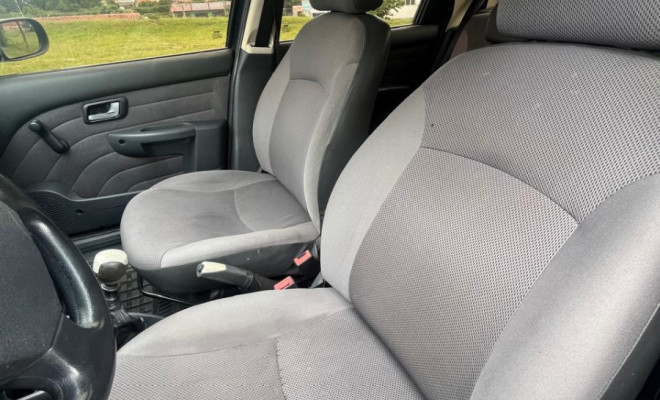 Fiat Palio ELX 1.3 mpi Flex 8V 4p 2004 Flex-7