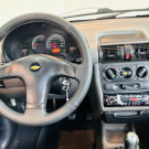 GM - Chevrolet Classic Life/LS 1.0 VHC FlexP. 4p 2014 Flex-9