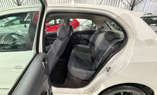 VW - VolksWagen Gol (novo) 1.6 Power/Highi T.Flex 8v 4P 2010 Flex-10