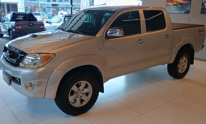 Toyota Hilux CD SRV D4-D 4x4 3.0 TDI Diesel Aut 2010 Diesel-2