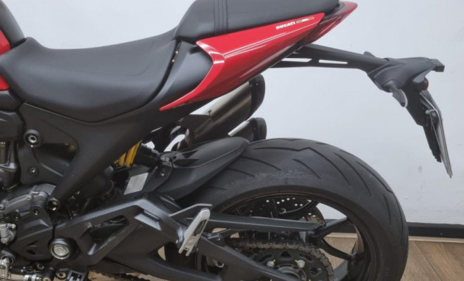 DUCATI MONSTER 937cc 2023 Gasolina-8