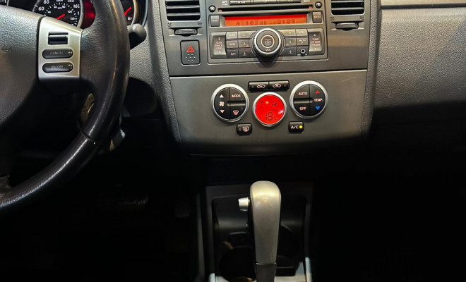 Nissan TIIDA SL 1.8/1.8 Flex 16V Aut. 2012 Flex-4