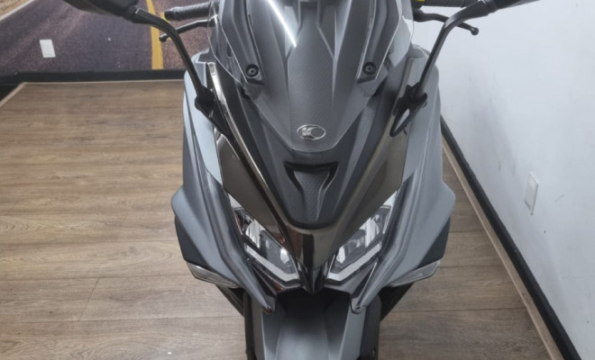 KYMCO AK 550i ABS 2021 Gasolina-1