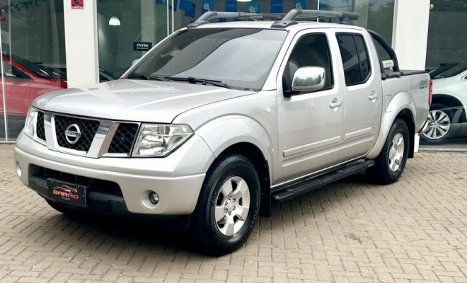 Nissan Frontier LE CD 4x4 2.5 TB Diesel Aut. 2013 Diesel
