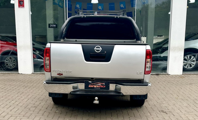 Nissan Frontier LE CD 4x4 2.5 TB Diesel Aut. 2013 Diesel-2