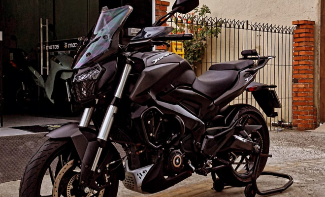 BAJAJ DOMINAR 400cc ano 2024 Gasolina