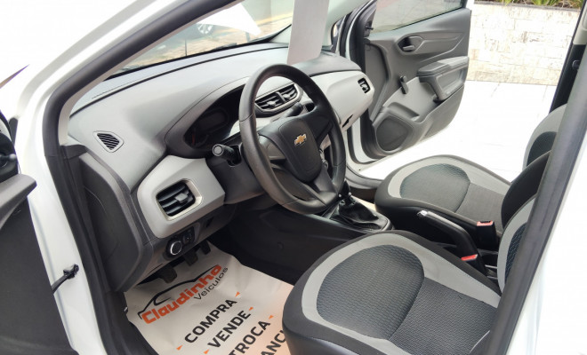 GM - Chevrolet ONIX HATCH LS 1.0 8V FlexPower 5p Mec. 2016 Flex-9