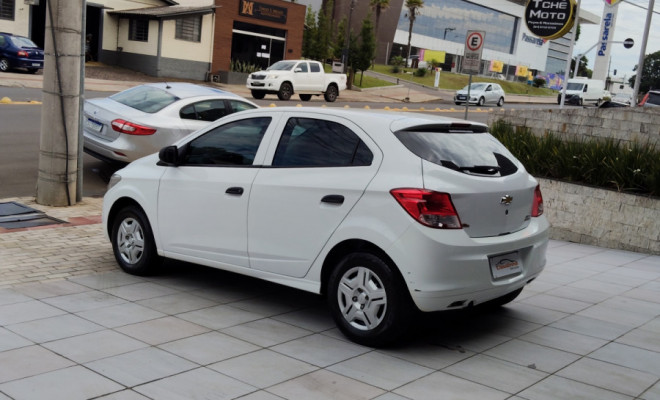 GM - Chevrolet ONIX HATCH LS 1.0 8V FlexPower 5p Mec. 2016 Flex-2