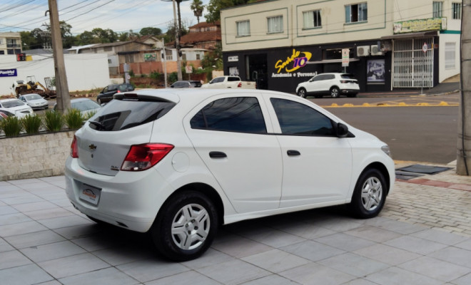 GM - Chevrolet ONIX HATCH LS 1.0 8V FlexPower 5p Mec. 2016 Flex-1