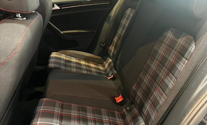 VW - VolksWagen Golf GTi 2.0 TSI 220cv Aut. 2015 Gasolina-14