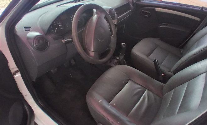 Renault LOGAN Expres./Exp. UP Hi-Flex 1.0 16V 4p 2008 Flex-8