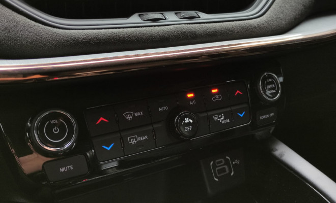 Jeep Commander Limited T270 1.3 TB Flex Aut. 2022 Flex-9