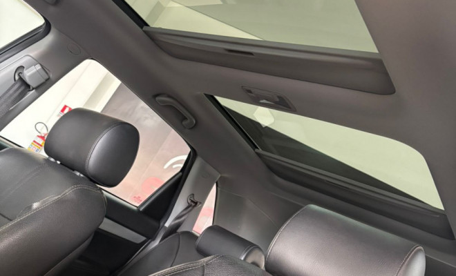 Kia Motors Sorento 3.5 V6 24V 4x4 Aut. 2011 Gasolina-3