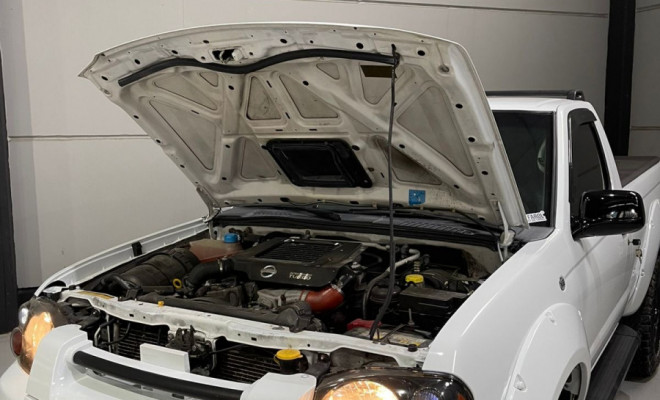 Nissan Frontier XE CS 4x2 2.8 TB Interc. Dies. 2004 Diesel-3