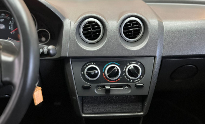 REPASSE GM - Chevrolet PRISMA Sed. Joy 1.4 8V ECONOFLEX 4p 2008 Flex-8