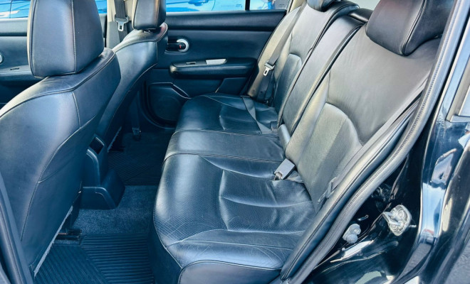 Nissan TIIDA Sedan 1.8 16V Flex Fuel 4p Aut. 2013 Flex-8