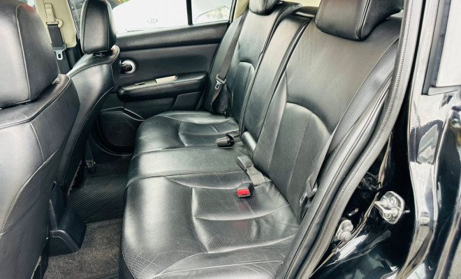 Nissan TIIDA  1.8 16V Flex Fuel 4p Aut. 2013 Flex-7