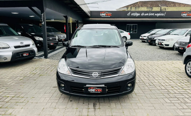 Nissan TIIDA  1.8 16V Flex Fuel 4p Aut. 2013 Flex-0