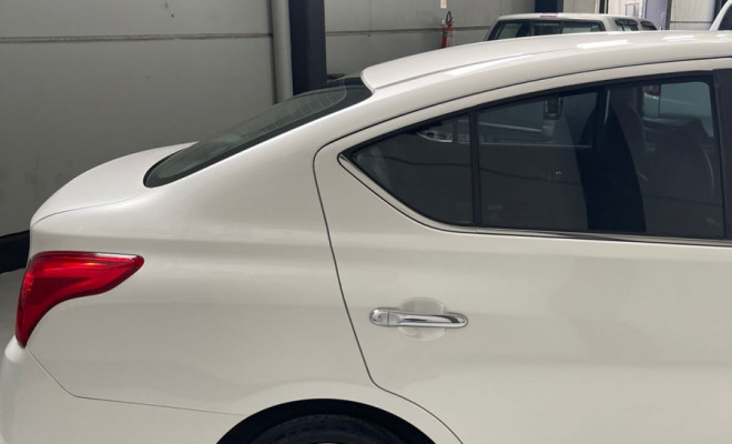 Nissan VERSA SL 1.6 16V FlexStart 4p Mec. 2018 Flex-8