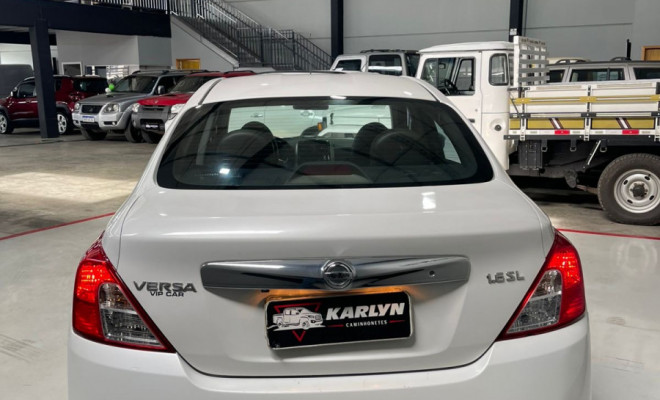 Nissan VERSA SL 1.6 16V FlexStart 4p Mec. 2018 Flex-4