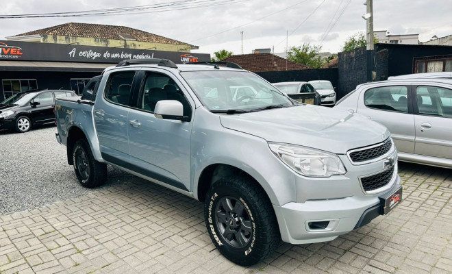 GM - Chevrolet S10 Pick-Up LT 2.8 TDI 4x4 CD Diesel Aut 2013 Diesel