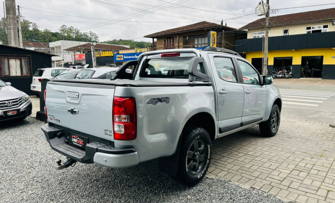 GM - Chevrolet S10 Pick-Up LT 2.8 TDI 4x4 CD Diesel Aut 2013 Diesel-2
