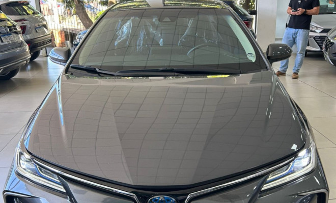 Toyota Corolla Altis 1.8 16V Aut. (Híbrido) 2023 Híbrido-2