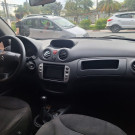 Citroën C3 GLX 1.4/ GLX Sonora 1.4 Flex 8V 5p 2011 Flex-8