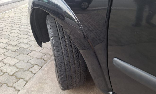 Citroën C3 GLX 1.4/ GLX Sonora 1.4 Flex 8V 5p 2011 Flex-3