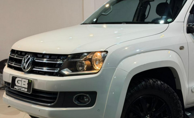 VW - VolksWagen AMAROK High.CD 2.0 16V TDI 4x4 Dies. Aut 2015 Diesel-1