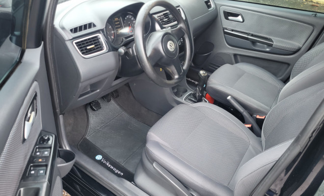 VW - VolksWagen Fox 1.0 Mi Total Flex 8V 5p 2010 Flex-7