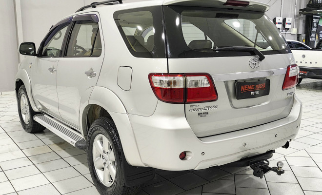 Toyota Hilux SW4 SRV D4-D 4x4 3.0 TDI Aut 2010 Diesel-3