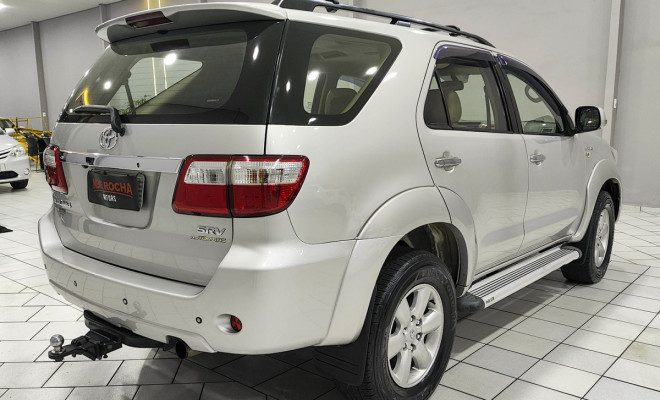 Toyota Hilux SW4 SRV D4-D 4x4 3.0 TDI Aut 2010 Diesel-5