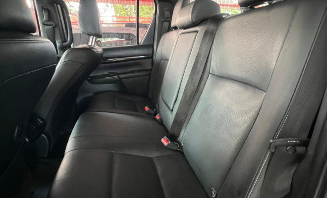 Toyota Hilux CD SRX 4x4 2.8 TDI 16V Diesel Aut. 2019 Diesel-8