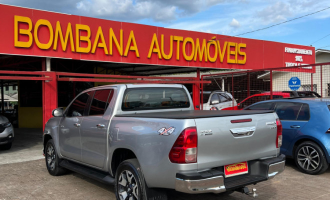 Toyota Hilux CD SRX 4x4 2.8 TDI 16V Diesel Aut. 2019 Diesel-1