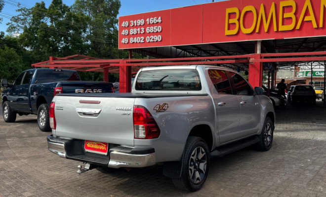 Toyota Hilux CD SRX 4x4 2.8 TDI 16V Diesel Aut. 2019 Diesel-3