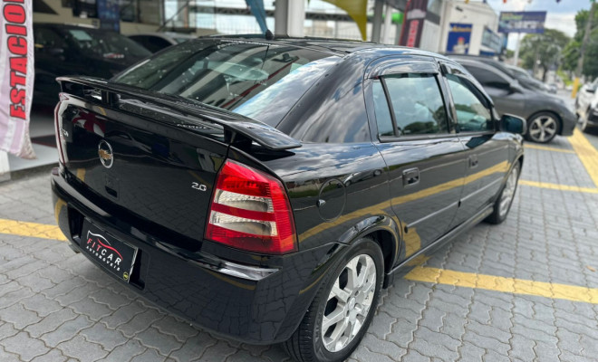 GM - Chevrolet Astra Advant. 2.0 MPFI 8V FlexP. 5p Aut. 2011 Flex-3