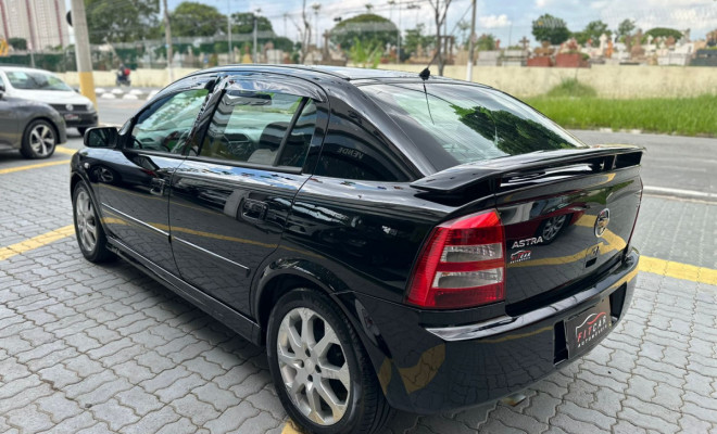GM - Chevrolet Astra Advant. 2.0 MPFI 8V FlexP. 5p Aut. 2011 Flex-1