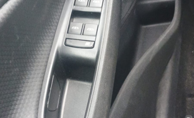 GM - Chevrolet ONIX HATCH LT 1.0 12V Flex 5p Mec. 2025 Flex-8