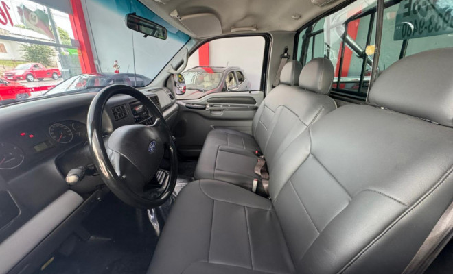 Ford F-250 XLT 3.9 4x2 Diesel TB 2009 Diesel-4