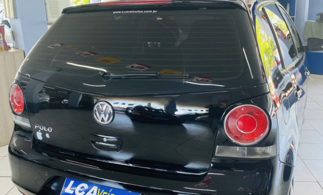 VW - VolksWagen Polo 1.6 E-Flex 8V 5p 2013 Flex-4