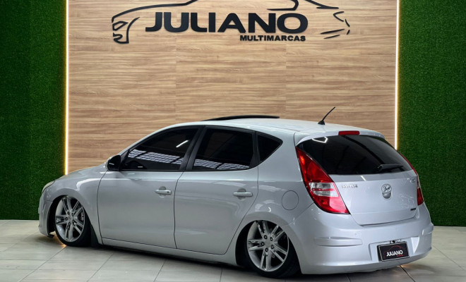 Hyundai i30 2.0 16V 145cv 5p Aut. 2011 Gasolina-2