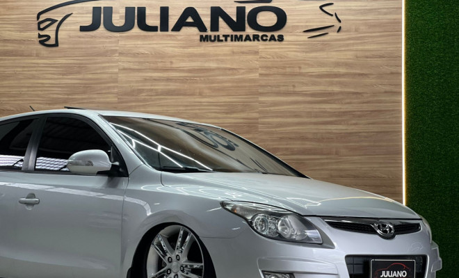Hyundai i30 2.0 16V 145cv 5p Aut. 2011 Gasolina-11