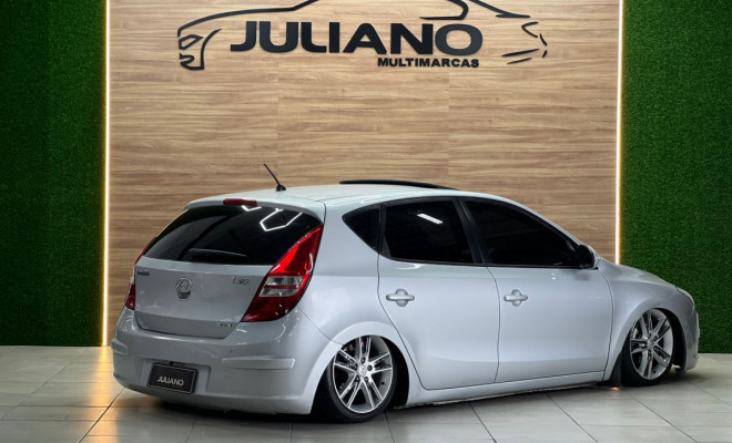 Hyundai i30 2.0 16V 145cv 5p Aut. 2011 Gasolina-1