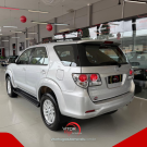 Toyota Hilux SW4 SR 4x2 2.7/ 2.7 Flex 16V Aut. 2013 Flex-8