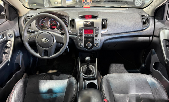Kia Motors Cerato 1.6 16V Mec. 2012 Gasolina-4